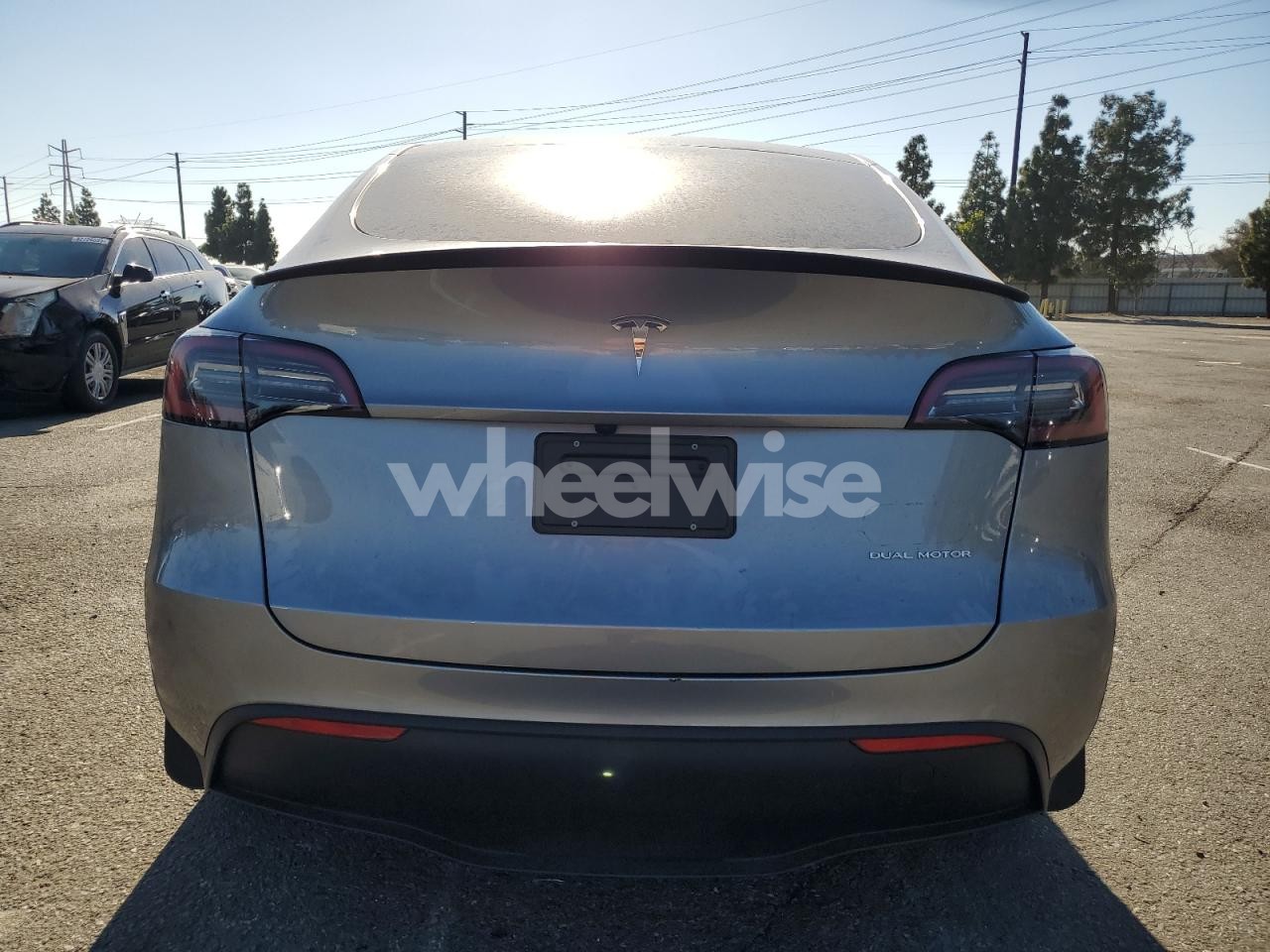 Photo 6 of 2024 TESLA MODEL Y (VIN 7SAYGDEE9RA296452)