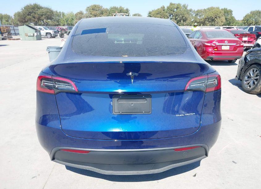 Photo 16 of 2024 Tesla Model Y LONG RANGE DUAL MOTOR ALL-WHEEL DRIVE (VIN 7SAYGDEE9RA318773)