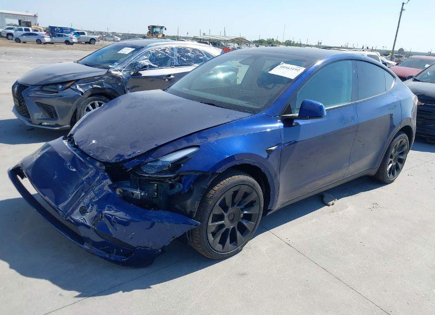 Photo 2 of 2024 Tesla Model Y LONG RANGE DUAL MOTOR ALL-WHEEL DRIVE (VIN 7SAYGDEE9RA318773)