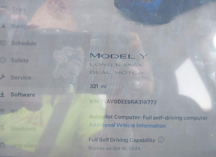 Photo 7 of 2024 Tesla Model Y LONG RANGE DUAL MOTOR ALL-WHEEL DRIVE (VIN 7SAYGDEE9RA318773)