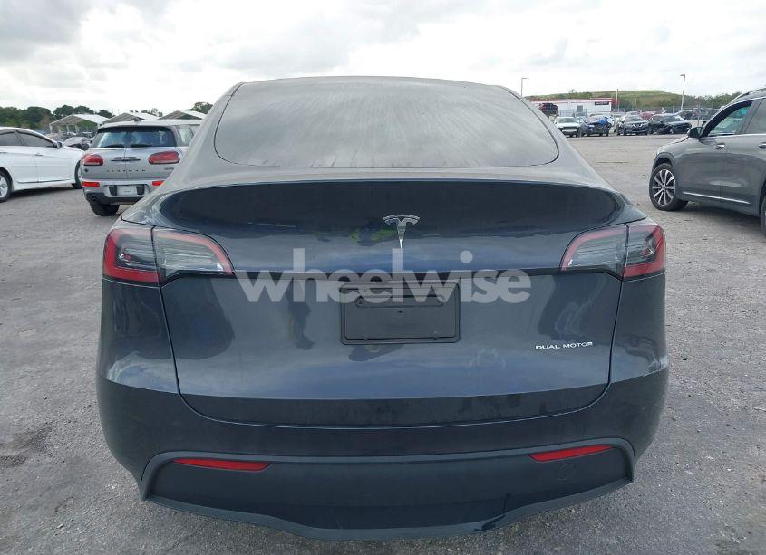 Photo 16 of 2024 Tesla Model Y LONG RANGE DUAL MOTOR ALL-WHEEL DRIVE (VIN 7SAYGDEE9RA325206)