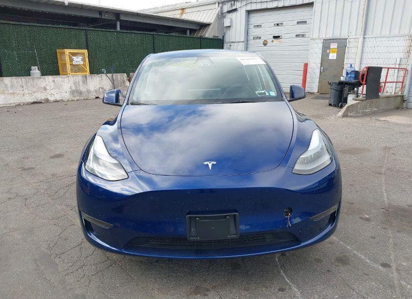 Photo 12 of 2024 Tesla Model Y LONG RANGE DUAL MOTOR ALL-WHEEL DRIVE (VIN 7SAYGDEE9RF035101)