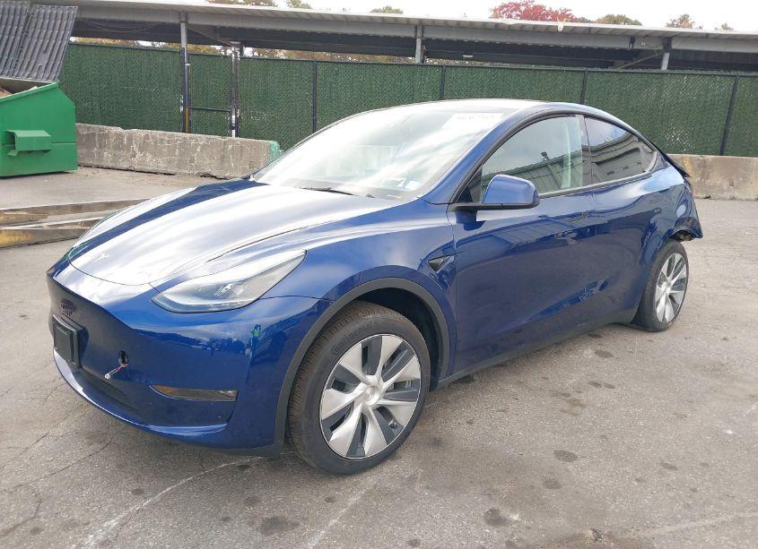 Photo 2 of 2024 Tesla Model Y LONG RANGE DUAL MOTOR ALL-WHEEL DRIVE (VIN 7SAYGDEE9RF035101)