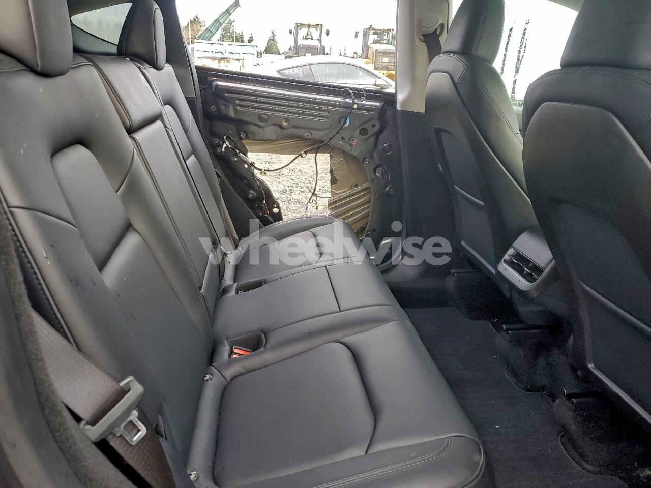 Photo 10 of 2024 TESLA MODEL Y (VIN 7SAYGDEE9RF178968)