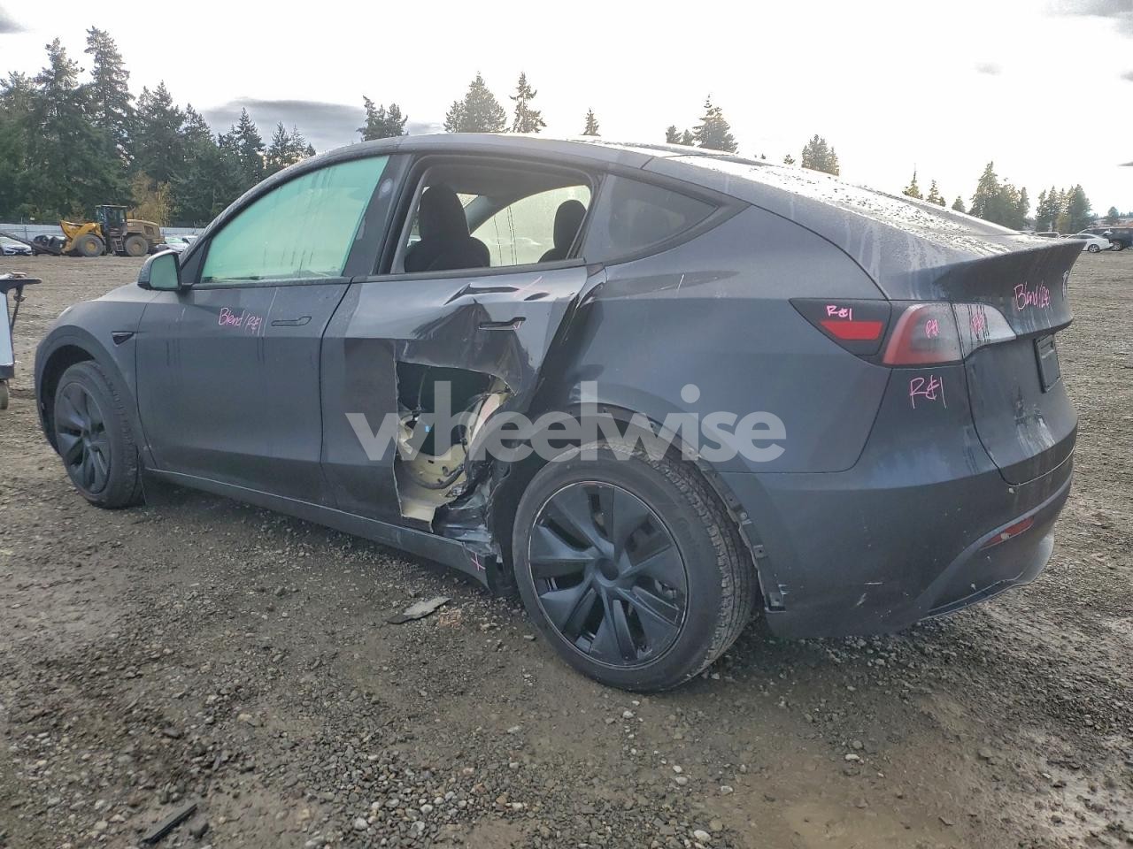 Photo 2 of 2024 TESLA MODEL Y (VIN 7SAYGDEE9RF178968)