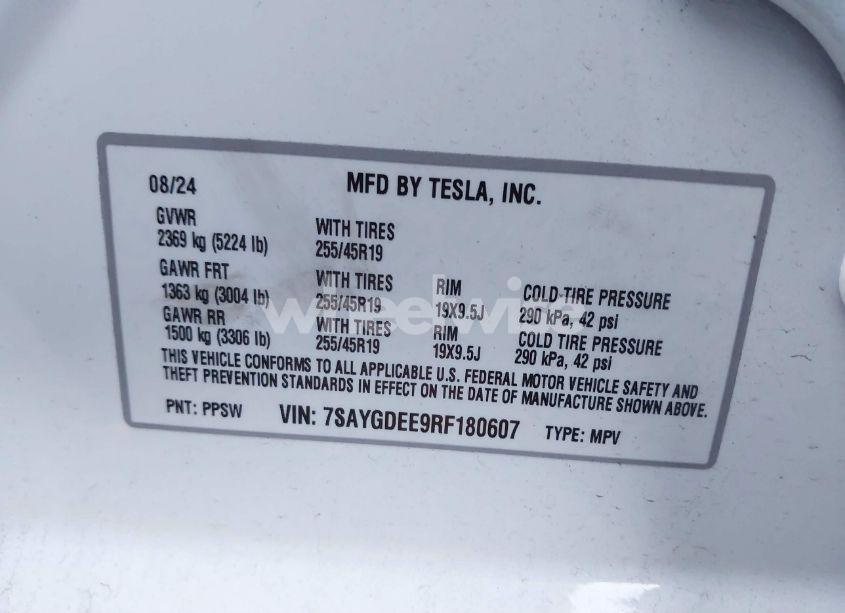 Photo 9 of 2024 Tesla Model Y LONG RANGE DUAL MOTOR ALL-WHEEL DRIVE (VIN 7SAYGDEE9RF180607)