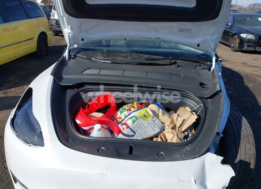 Photo 10 of 2025 Tesla Model Y LONG RANGE DUAL MOTOR ALL-WHEEL DRIVE (VIN 7SAYGDEE9SF248135)