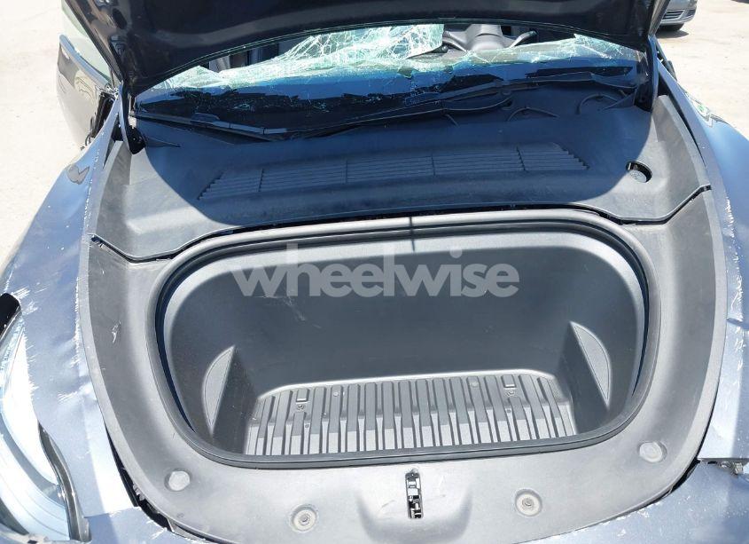 Photo 10 of 2022 Tesla Model Y LONG RANGE DUAL MOTOR ALL-WHEEL DRIVE (VIN 7SAYGDEEXNF351701)