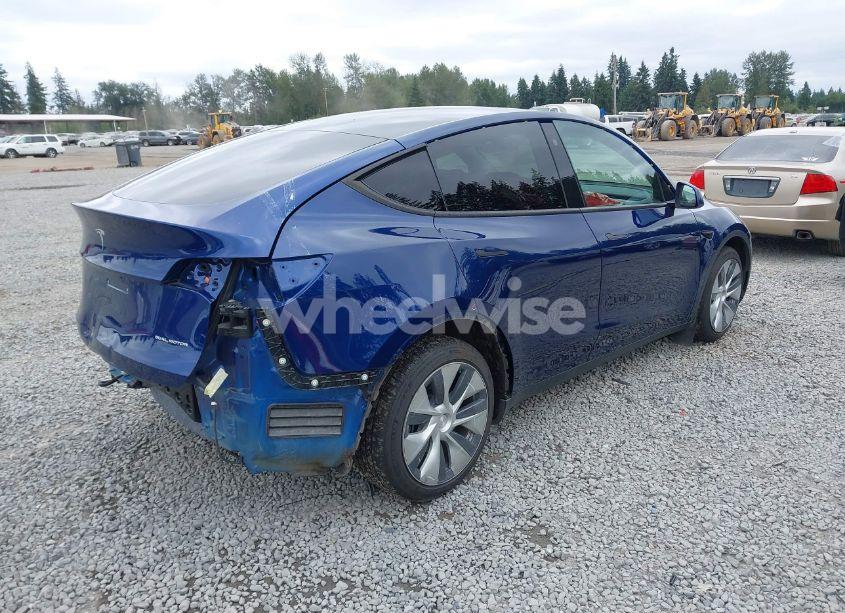 Photo 4 of 2022 Tesla Model Y LONG RANGE DUAL MOTOR ALL-WHEEL DRIVE (VIN 7SAYGDEEXNF409340)