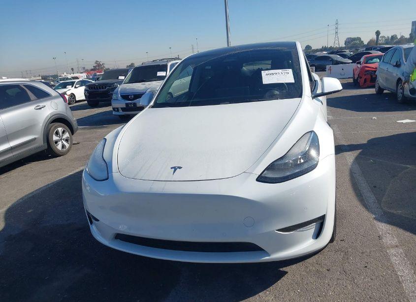 Photo 12 of 2022 Tesla Model Y LONG RANGE DUAL MOTOR ALL-WHEEL DRIVE (VIN 7SAYGDEEXNF410746)
