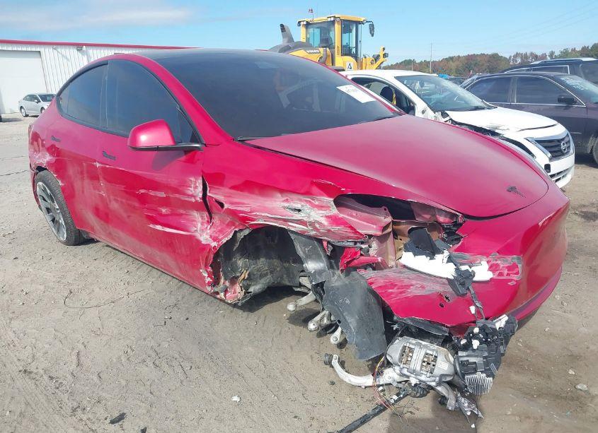 Photo 6 of 2022 Tesla Model Y LONG RANGE DUAL MOTOR ALL-WHEEL DRIVE (VIN 7SAYGDEEXNF453743)