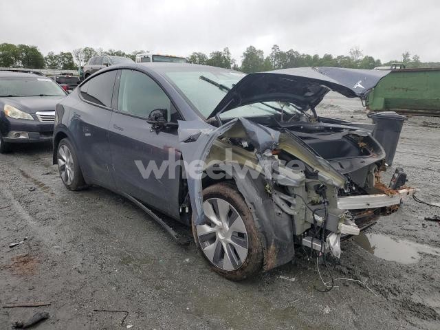 Photo 3 of 2023 TESLA MODEL Y (VIN 7SAYGDEEXPA023372)