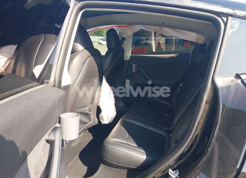 Photo 8 of 2023 Tesla Model Y AWD/LONG RANGE DUAL MOTOR ALL-WHEEL DRIVE (VIN 7SAYGDEEXPA027342)