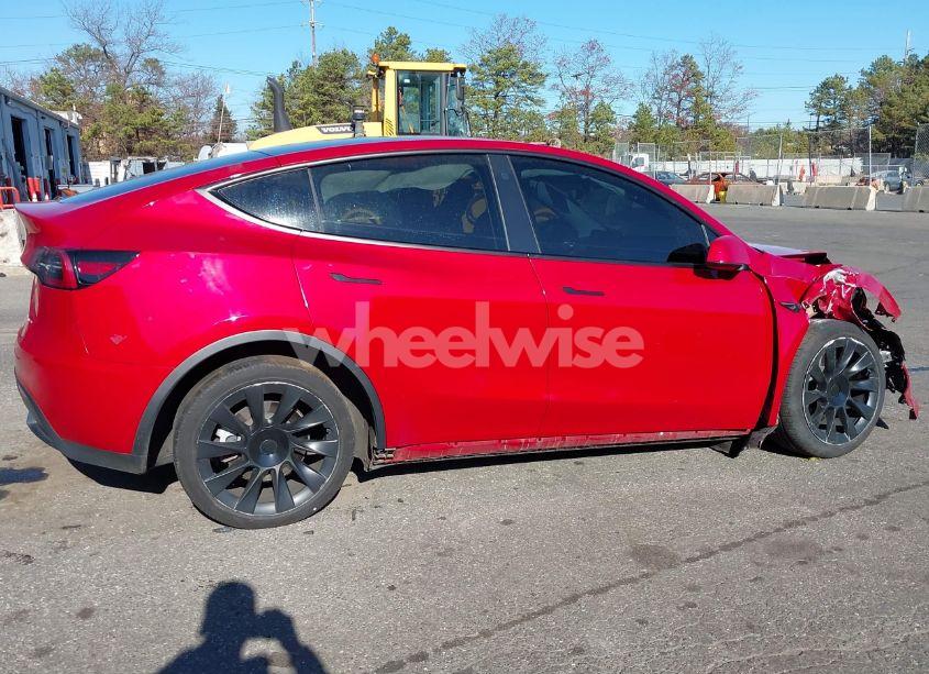 Photo 4 of 2023 Tesla Model Y AWD/LONG RANGE DUAL MOTOR ALL-WHEEL DRIVE (VIN 7SAYGDEEXPA030418)