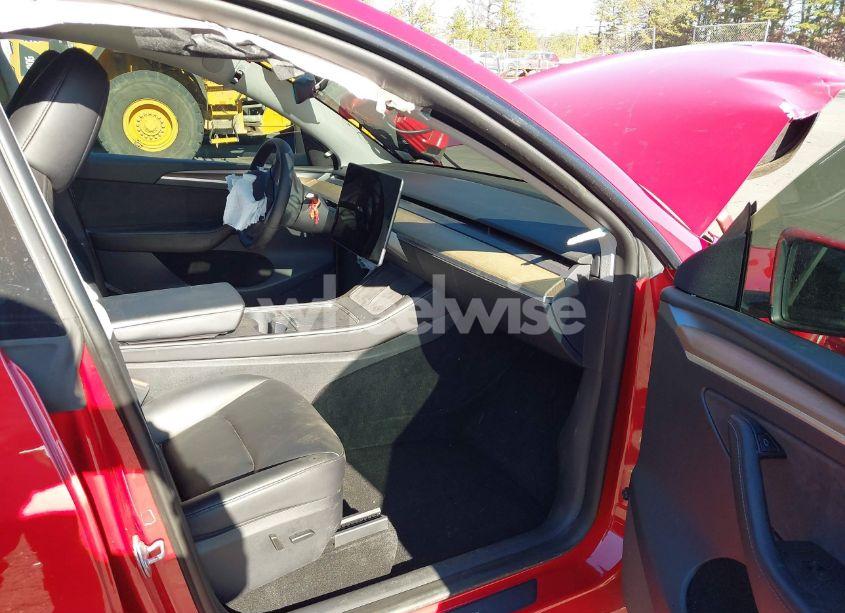 Photo 5 of 2023 Tesla Model Y AWD/LONG RANGE DUAL MOTOR ALL-WHEEL DRIVE (VIN 7SAYGDEEXPA030418)