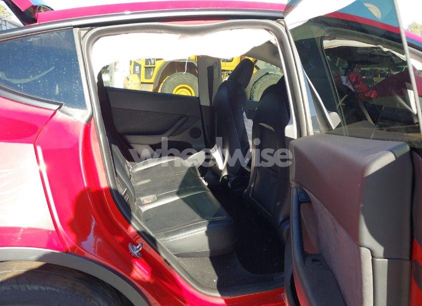 Photo 8 of 2023 Tesla Model Y AWD/LONG RANGE DUAL MOTOR ALL-WHEEL DRIVE (VIN 7SAYGDEEXPA030418)