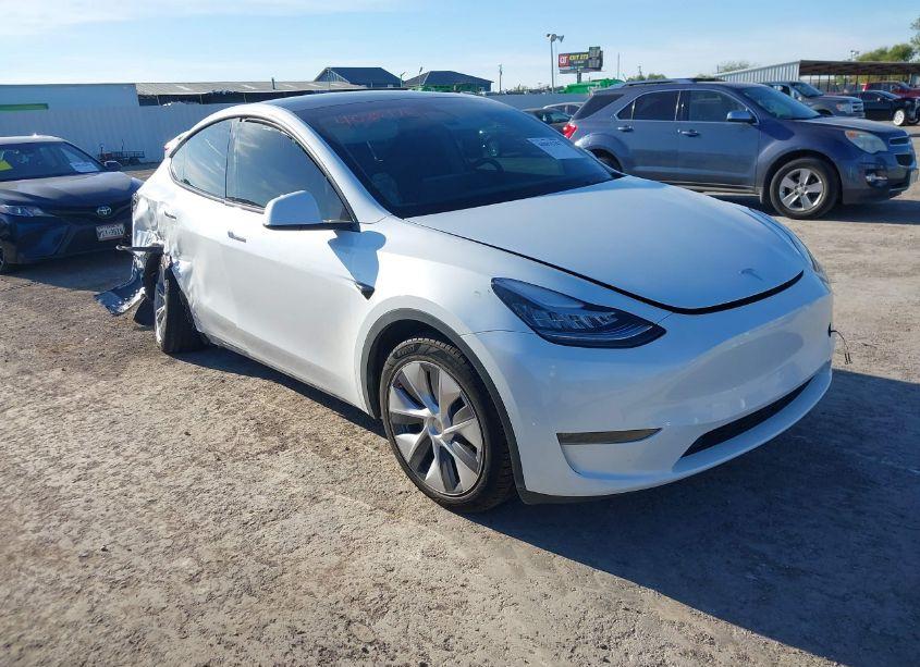 2023 Tesla Model Y AWD/LONG RANGE DUAL MOTOR ALL-WHEEL DRIVE (VIN 7SAYGDEEXPA036686) main photo