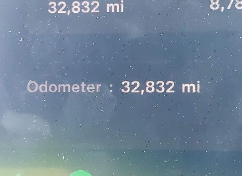 Photo 15 of 2023 Tesla Model Y AWD/LONG RANGE DUAL MOTOR ALL-WHEEL DRIVE (VIN 7SAYGDEEXPA036686)