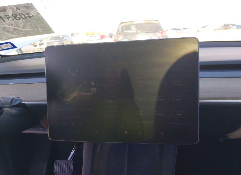 Photo 7 of 2023 Tesla Model Y AWD/LONG RANGE DUAL MOTOR ALL-WHEEL DRIVE (VIN 7SAYGDEEXPA036686)