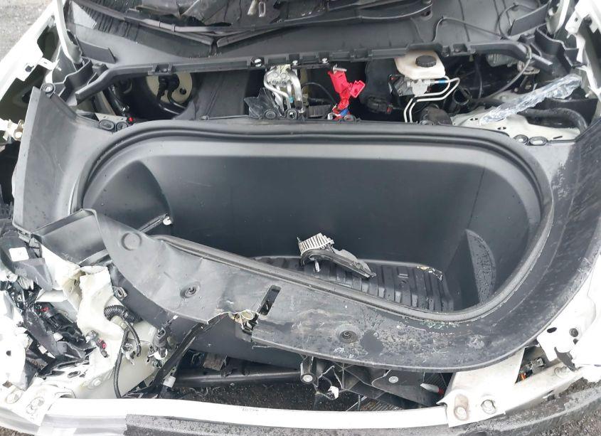 Photo 10 of 2023 Tesla Model Y AWD/LONG RANGE DUAL MOTOR ALL-WHEEL DRIVE (VIN 7SAYGDEEXPA079053)