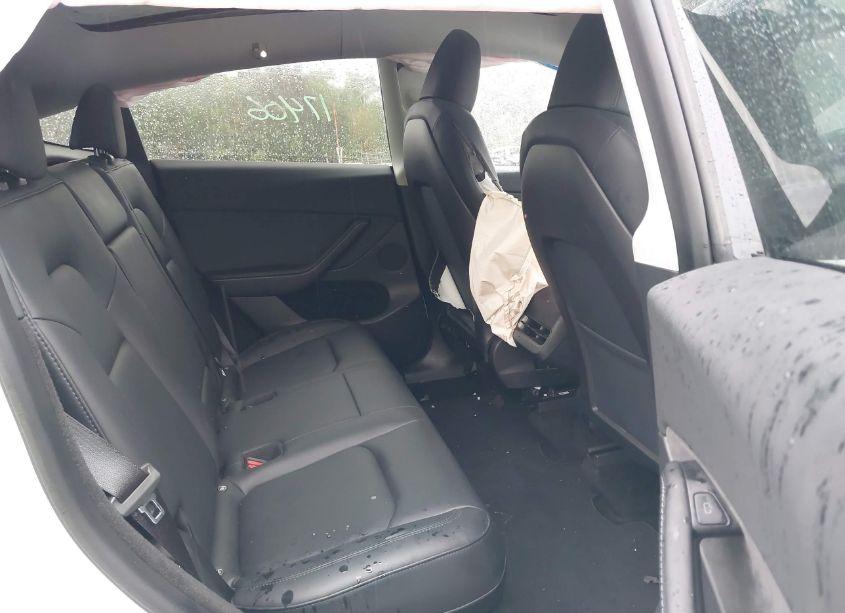 Photo 8 of 2023 Tesla Model Y AWD/LONG RANGE DUAL MOTOR ALL-WHEEL DRIVE (VIN 7SAYGDEEXPA079053)