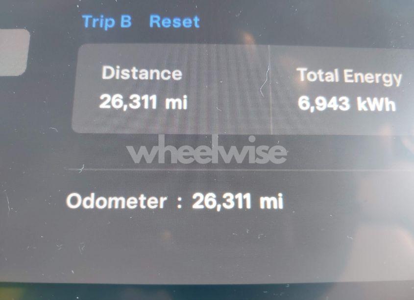 Photo 15 of 2023 Tesla Model Y AWD/LONG RANGE DUAL MOTOR ALL-WHEEL DRIVE (VIN 7SAYGDEEXPA090215)