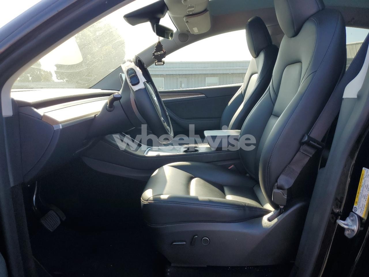 Photo 7 of 2023 TESLA MODEL Y (VIN 7SAYGDEEXPA122774)