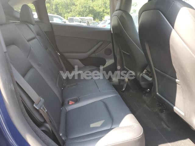 Photo 2 of 2023 TESLA MODEL Y (VIN 7SAYGDEEXPF799472)