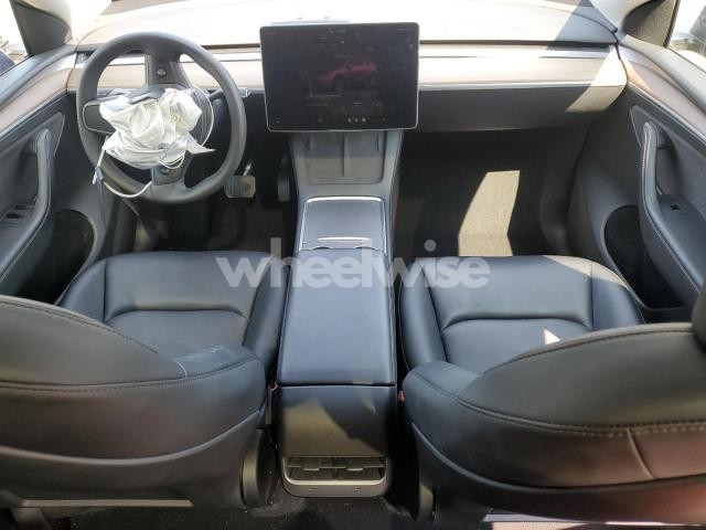Photo 5 of 2023 TESLA MODEL Y (VIN 7SAYGDEEXPF799472)