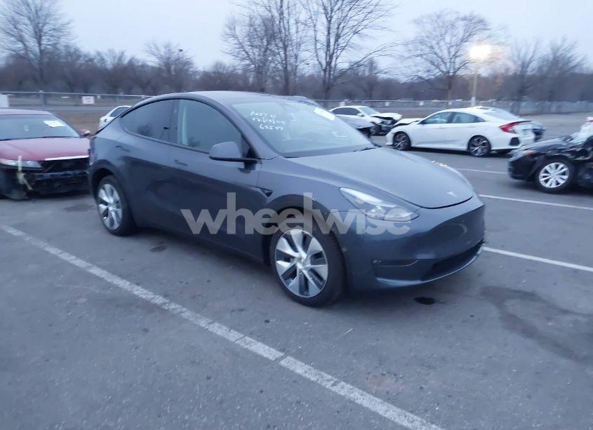 2023 Tesla Model Y AWD/LONG RANGE DUAL MOTOR ALL-WHEEL DRIVE (VIN 7SAYGDEEXPF865549) main photo