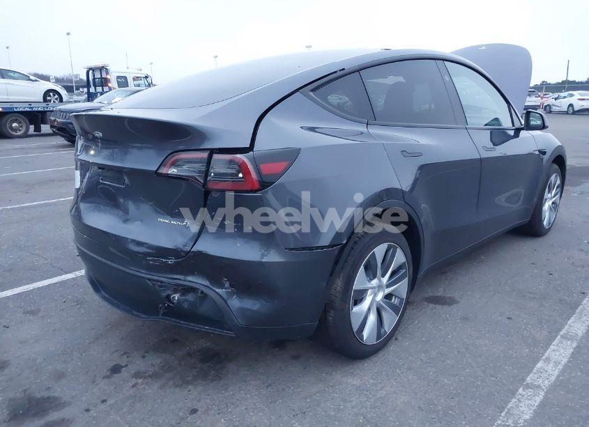 Photo 6 of 2023 Tesla Model Y AWD/LONG RANGE DUAL MOTOR ALL-WHEEL DRIVE (VIN 7SAYGDEEXPF865549)