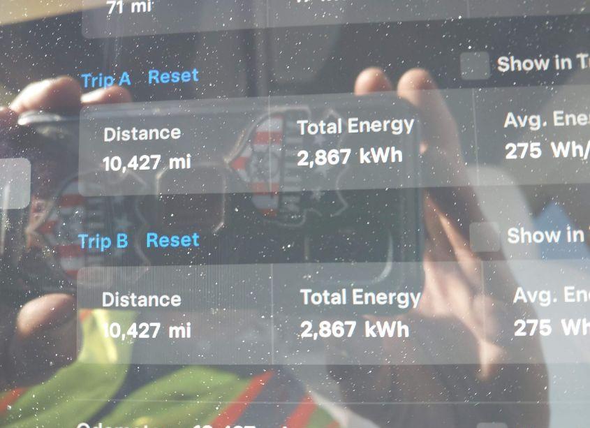 Photo 7 of 2023 Tesla Model Y AWD/LONG RANGE DUAL MOTOR ALL-WHEEL DRIVE (VIN 7SAYGDEEXPF876275)