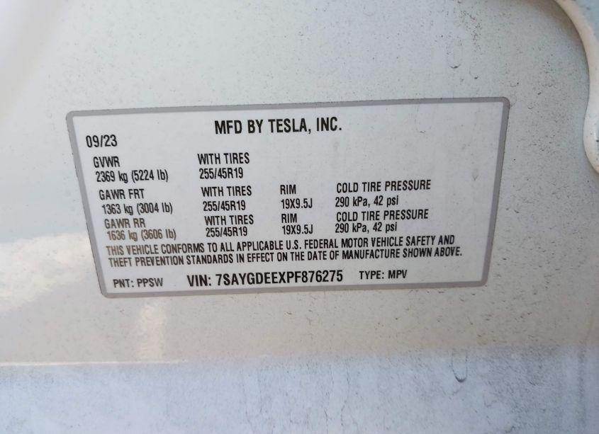 Photo 9 of 2023 Tesla Model Y AWD/LONG RANGE DUAL MOTOR ALL-WHEEL DRIVE (VIN 7SAYGDEEXPF876275)
