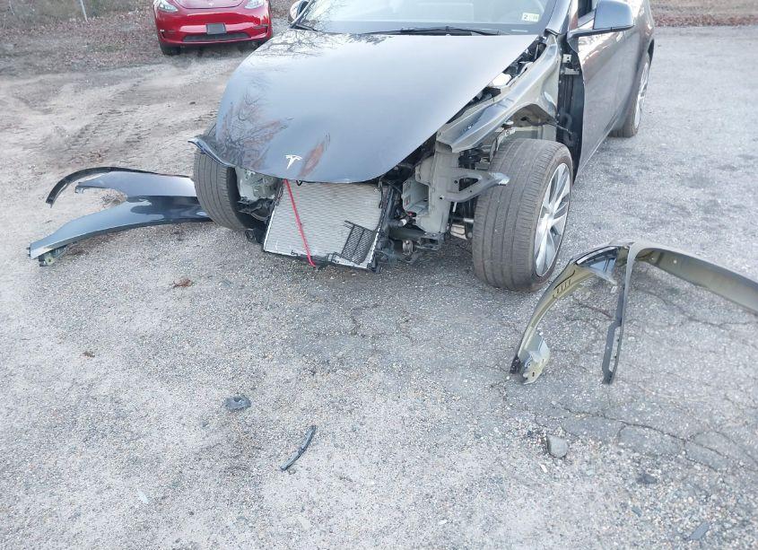 Photo 12 of 2024 Tesla Model Y LONG RANGE DUAL MOTOR ALL-WHEEL DRIVE (VIN 7SAYGDEEXRA227639)