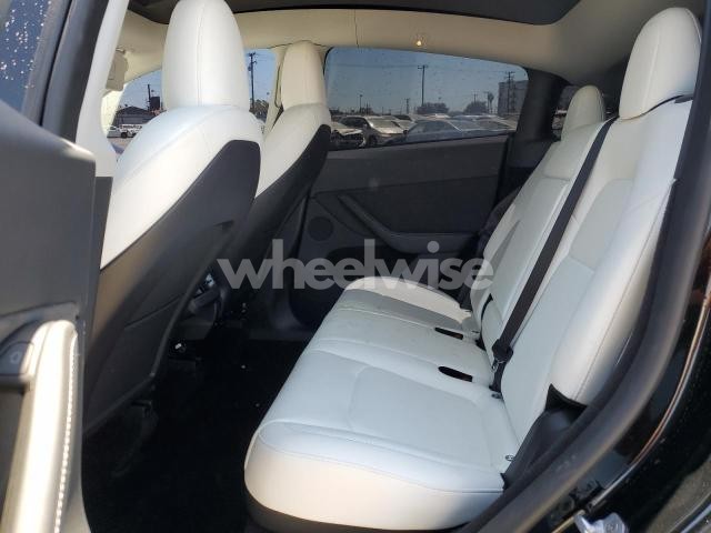 Photo 10 of 2024 TESLA MODEL Y (VIN 7SAYGDEEXRA228046)