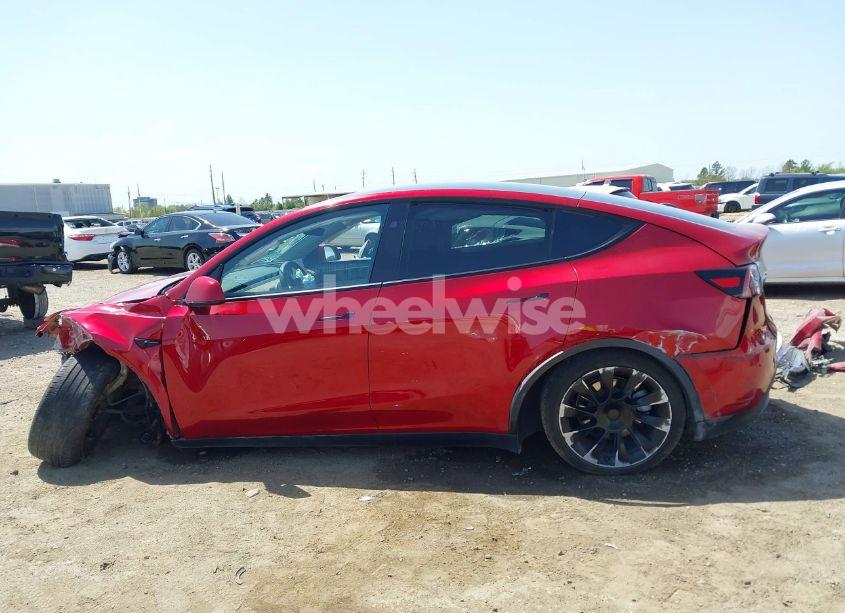 Photo 15 of 2024 Tesla Model Y LONG RANGE DUAL MOTOR ALL-WHEEL DRIVE (VIN 7SAYGDEEXRA236065)