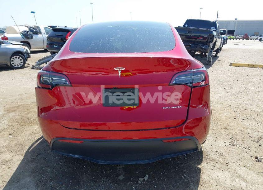 Photo 17 of 2024 Tesla Model Y LONG RANGE DUAL MOTOR ALL-WHEEL DRIVE (VIN 7SAYGDEEXRA236065)