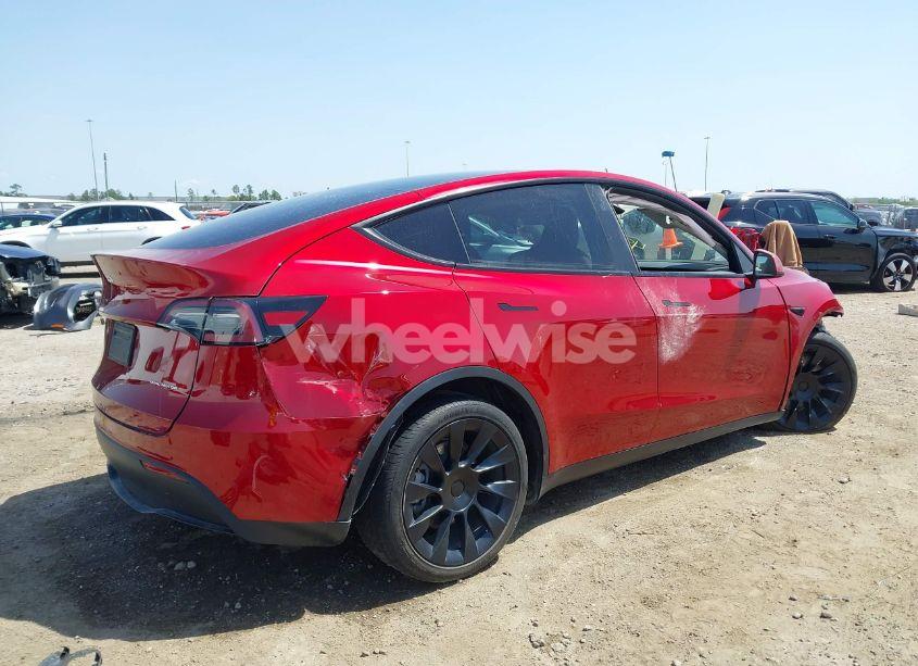 Photo 4 of 2024 Tesla Model Y LONG RANGE DUAL MOTOR ALL-WHEEL DRIVE (VIN 7SAYGDEEXRA236065)