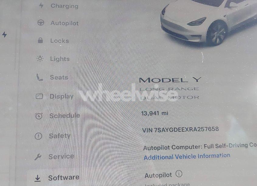 Photo 14 of 2024 Tesla Model Y LONG RANGE DUAL MOTOR ALL-WHEEL DRIVE (VIN 7SAYGDEEXRA257658)