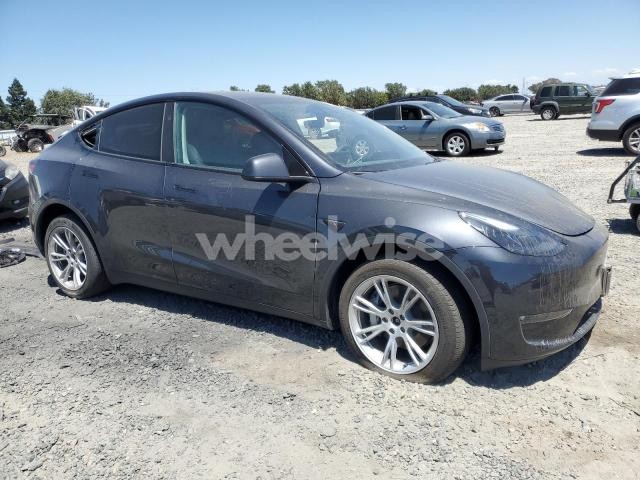 Photo 4 of 2024 TESLA MODEL Y (VIN 7SAYGDEEXRF058614)