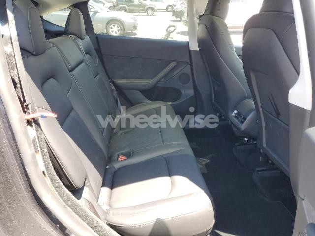 Photo 7 of 2024 TESLA MODEL Y (VIN 7SAYGDEEXRF058614)