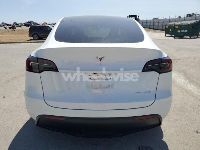 Photo 10 of 2024 TESLA MODEL Y (VIN 7SAYGDEEXRF065160)