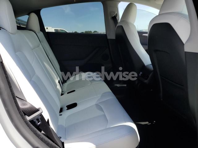 Photo 12 of 2024 TESLA MODEL Y (VIN 7SAYGDEEXRF065160)