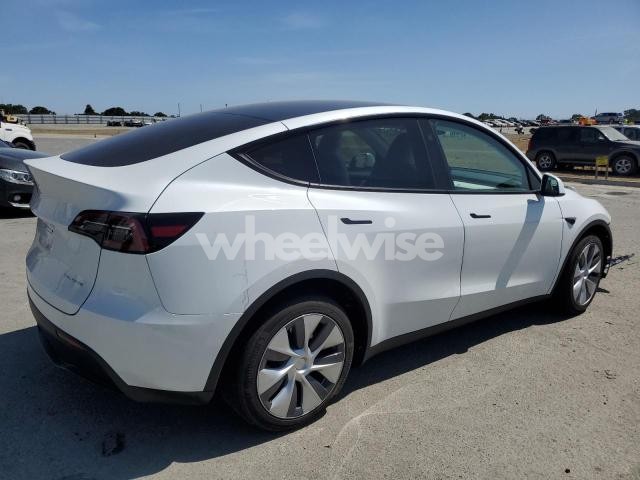 Photo 9 of 2024 TESLA MODEL Y (VIN 7SAYGDEEXRF065160)