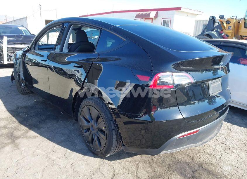 Photo 3 of 2024 Tesla Model Y LONG RANGE DUAL MOTOR ALL-WHEEL DRIVE (VIN 7SAYGDEEXRF116673)