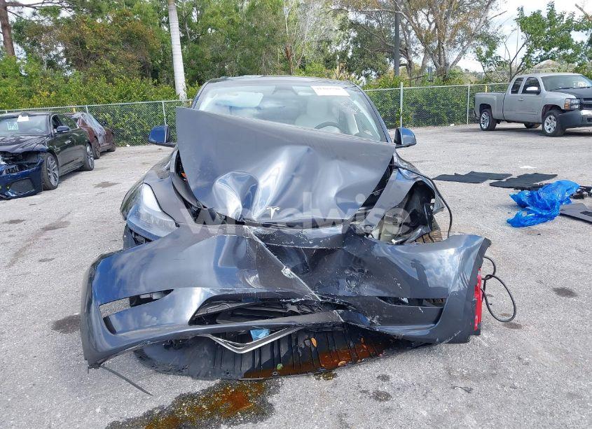 Photo 12 of 2025 Tesla Model Y LONG RANGE DUAL MOTOR ALL-WHEEL DRIVE (VIN 7SAYGDEEXSA362089)