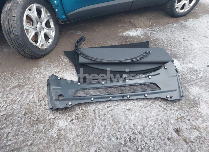 Photo 11 of 2025 Tesla Model Y LONG RANGE DUAL MOTOR ALL-WHEEL DRIVE (VIN 7SAYGDEEXSF217668)