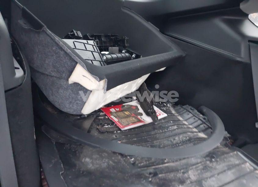 Photo 19 of 2025 Tesla Model Y LONG RANGE DUAL MOTOR ALL-WHEEL DRIVE (VIN 7SAYGDEEXSF217668)