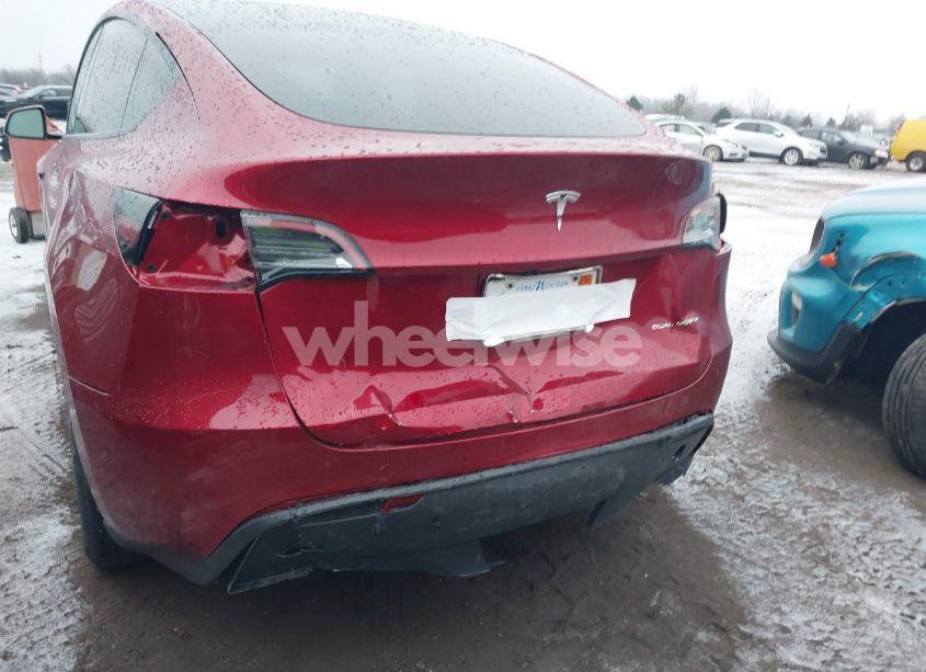 Photo 6 of 2025 Tesla Model Y LONG RANGE DUAL MOTOR ALL-WHEEL DRIVE (VIN 7SAYGDEEXSF217668)