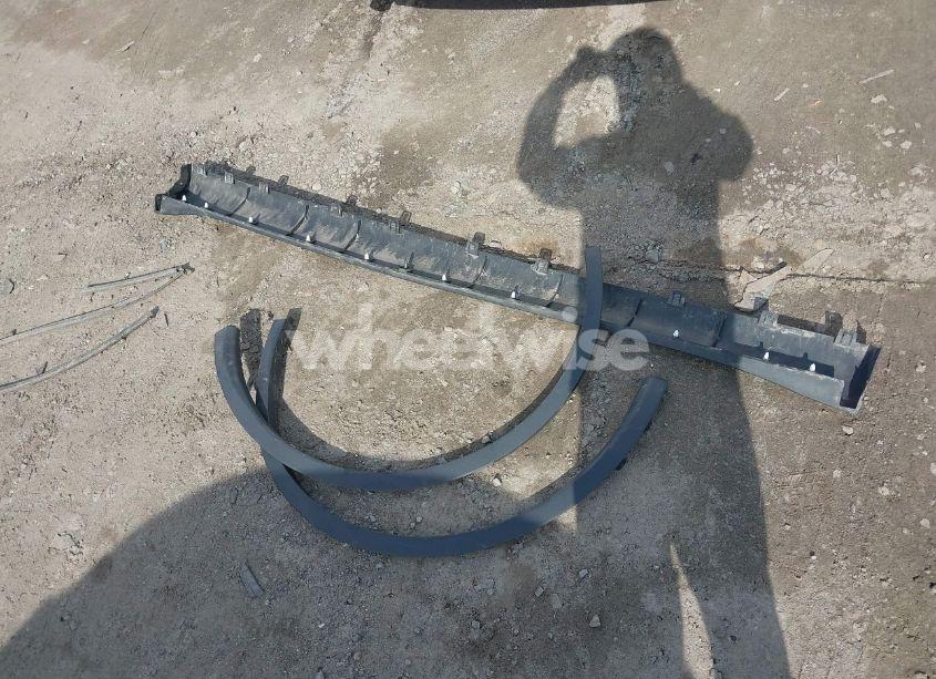 Photo 12 of 2025 Tesla Model Y LONG RANGE DUAL MOTOR ALL-WHEEL DRIVE (VIN 7SAYGDEEXSF247365)